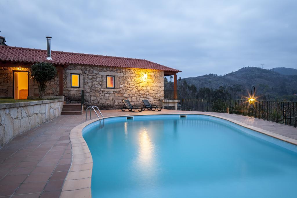 Cerca Dos Passais Villa Entre Ambos os Rios Exteriör bild